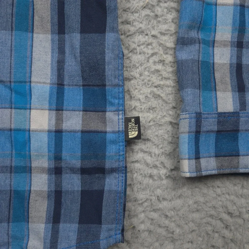 The North Face Plaid Button Up Shirt Mens L Blue Outdoor Hiking Polyester